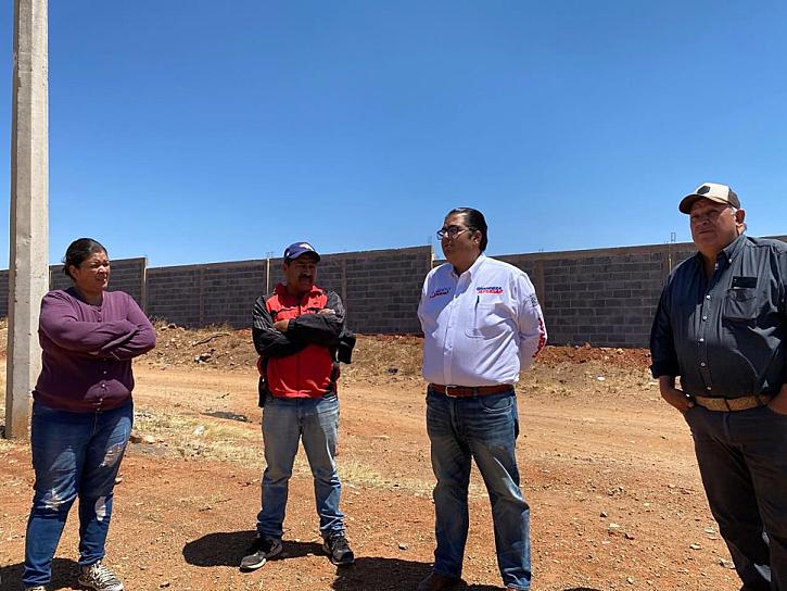 SE COMPROMETE ROBERTO LUÉVANO A RESOLVER DESABASTO DE AGUA ¡