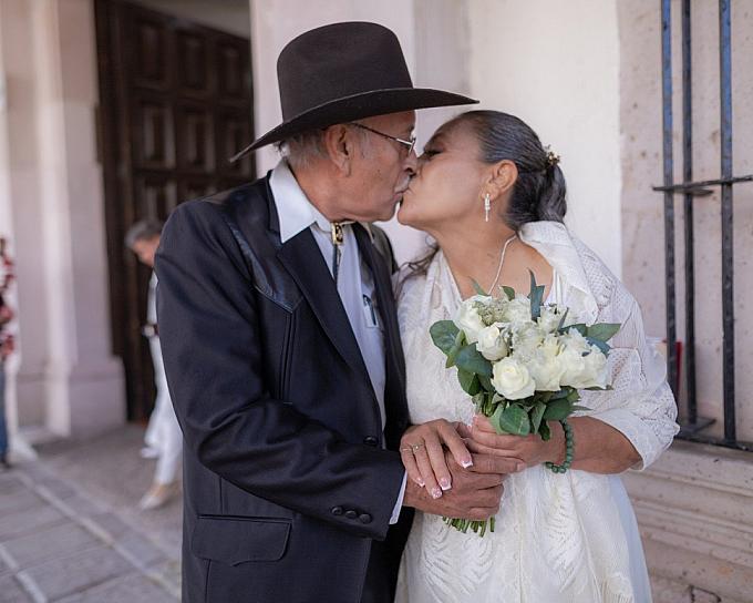 Se dan el sí 100 parejas guadalupenses