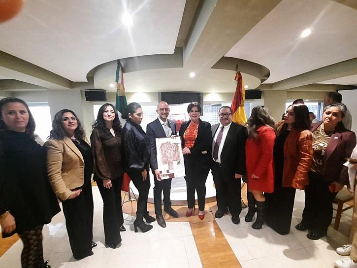 SE HERMANA AYUNTAMIENTO CAPITALINO CON EL CONSULADO DE ESPAÑA 