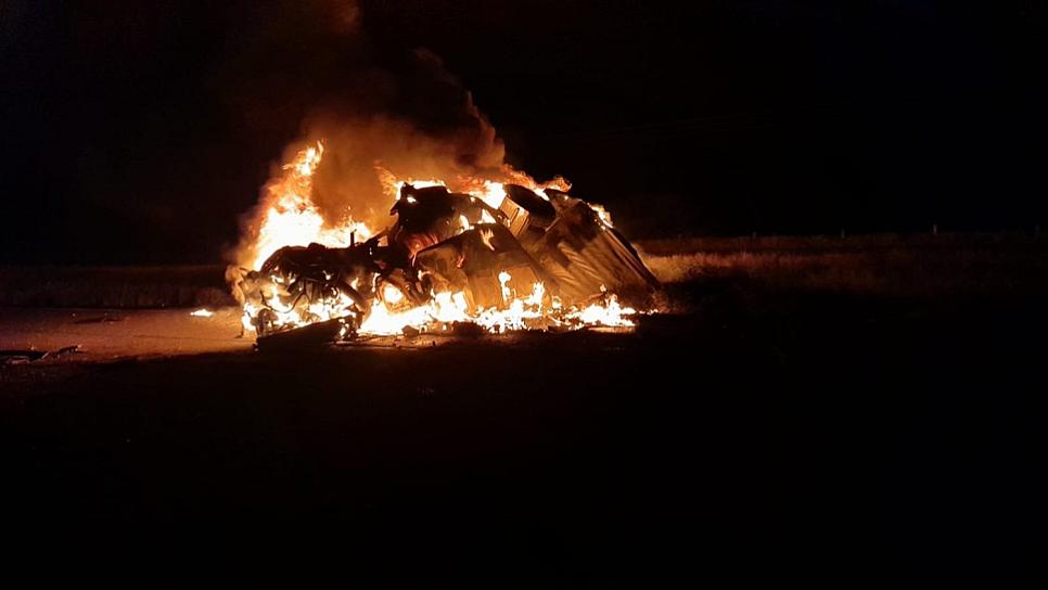 SE INCENDIA CAMIÓN EN RÍO GRANDE