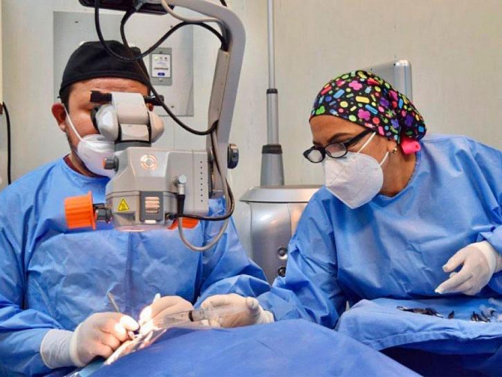ABREN 13 MIL 765 PLAZAS PARA LA CONTRATACIÓN INMEDIATA DE MÉDICOS ESPECIALISTAS