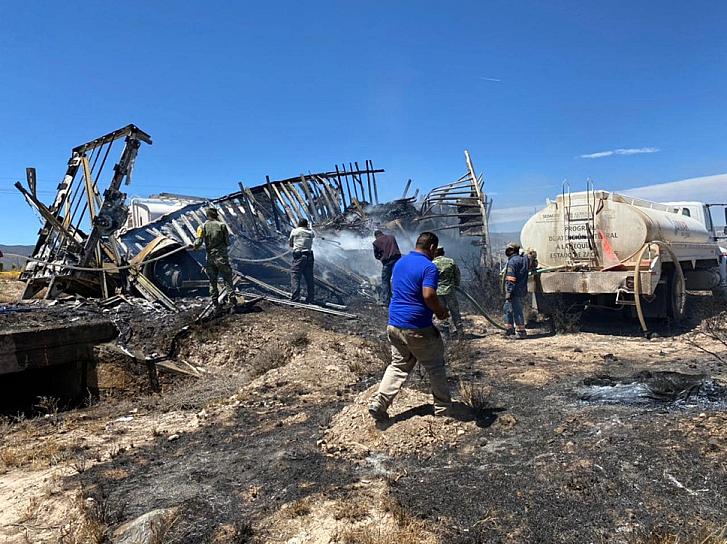 SE INCENDIA UN TRÁILER EN CONCEPCIÓN DEL ORO