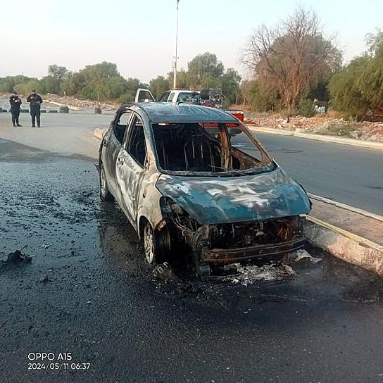 SE INCENDIA VEHÍCULO CERCA DE LA COMUNIDAD MARTÍNEZ DOMÍNGUEZ 