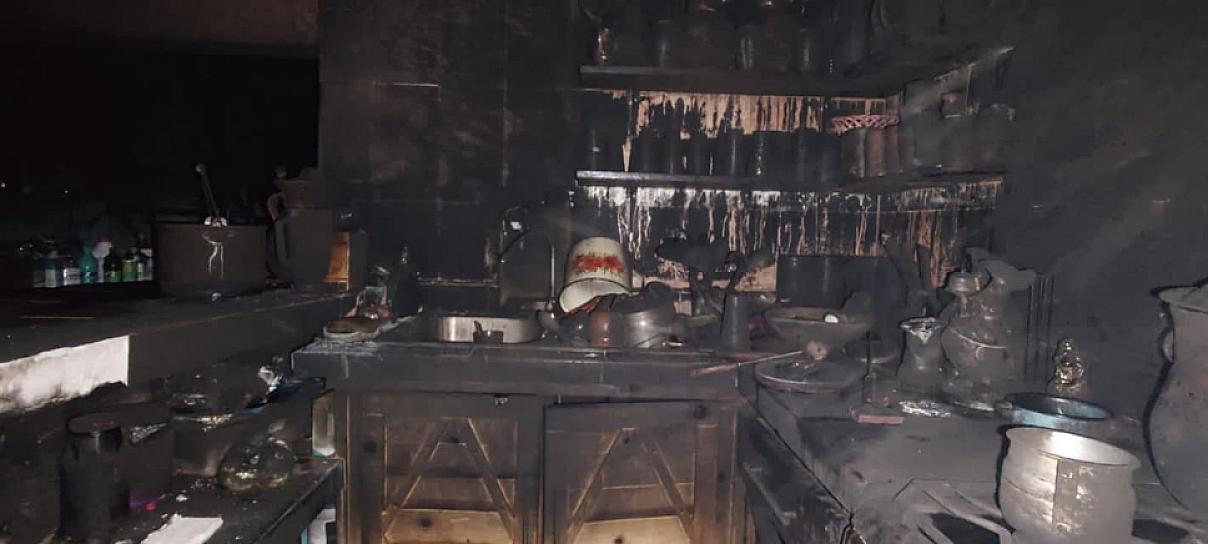 SE INCENDIA VIVIENDA EN LORETO