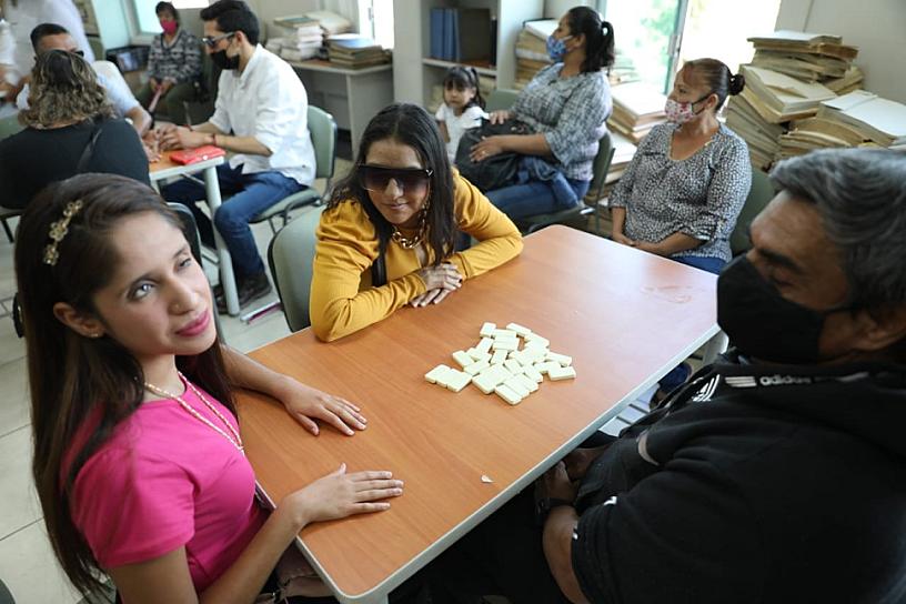 SE LLEVA A CABO TORNEO DE DOMINÓ EN LA BIBLIOTECA MAURICIO MAGDALENO 