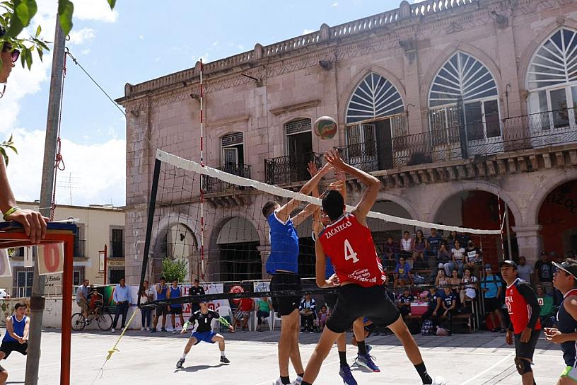  SE LLEVÓ A CABO EL TORNEO DE VOLEIBOL “POR LA PAZ” EN JEREZ 