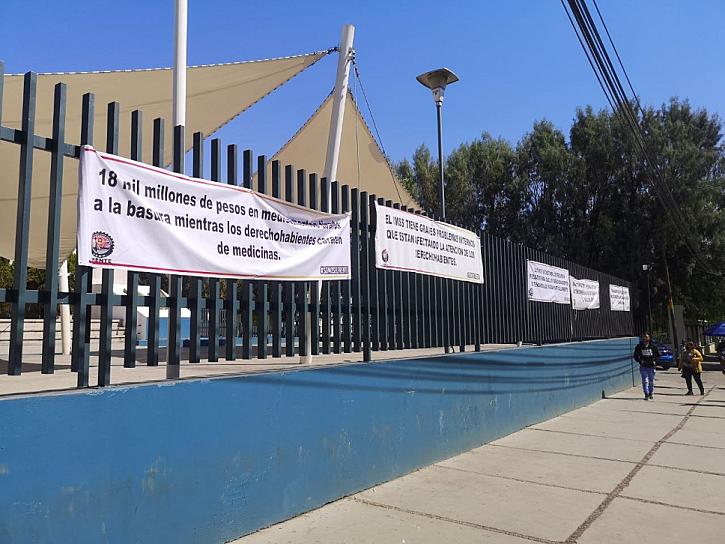 SE MANIFIESTAN MINEROS CONTRA IMSS EN FRESNILLO