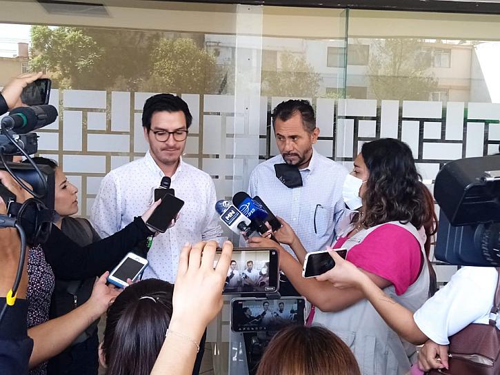 SE MANIFIESTAN VECINOS DE COLINAS DEL PADRE POR INSEGURIDAD Y ROBOS