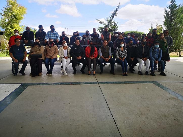 SE MANIFIESTA PERSONAL DEL ITSF; EXIGE DESTITUCIÓN DE DIRECTORA