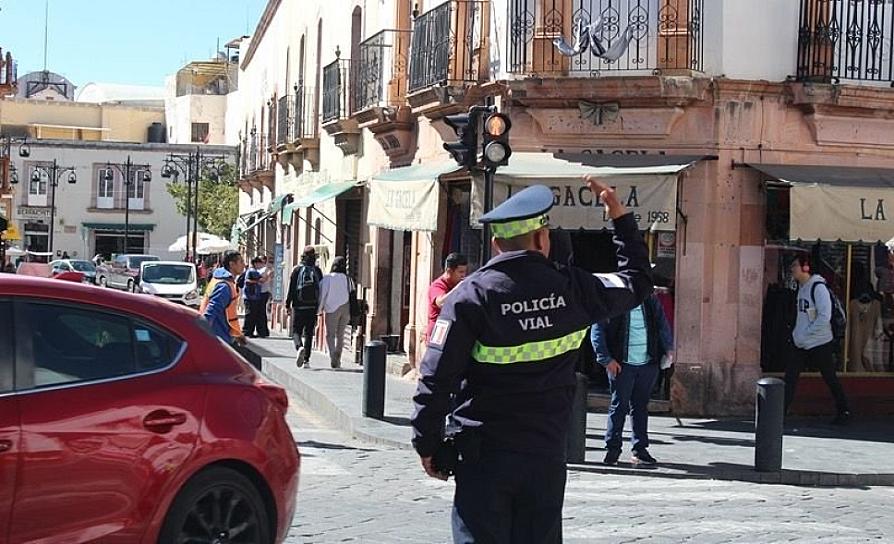 SE MANTIENEN ACTIVOS OPERATIVOS VIALES Y ATENCIÓN AL PÚBLICO
