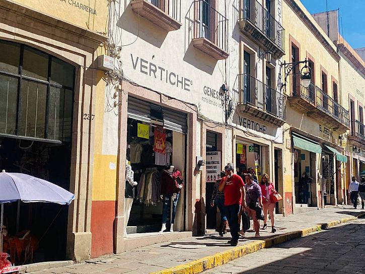 SE PREPARAN COMERCIANTES PARA EL BUEN FIN