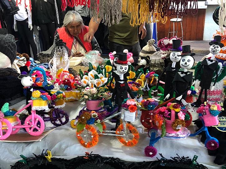SE PREPARAN ZACATECANOS PARA CELEBRAR EL DÍA DE MUERTOS