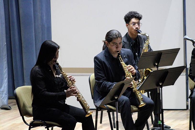 SE PRESENTA ENSAMBLE DE SAXOFONES Y OFRECE BOLEROS Y MAMBOS 