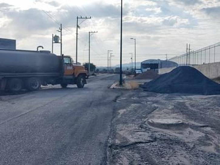 SE QUEJAN COLOS DE VILLAS DEL SNTE POR OBRAS DE LA JIAPAZ 