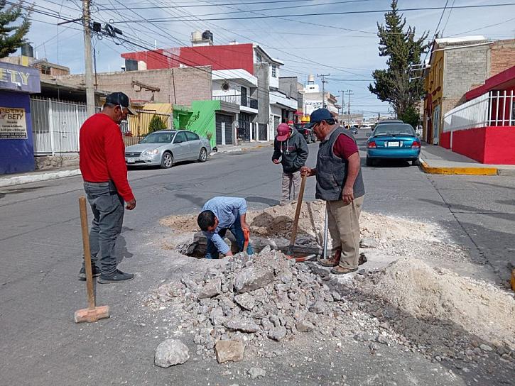 SE QUEJAN POR DESABASTO DE AGUA POTABLE EN LA COLONIA BENITO JUÁREZ 