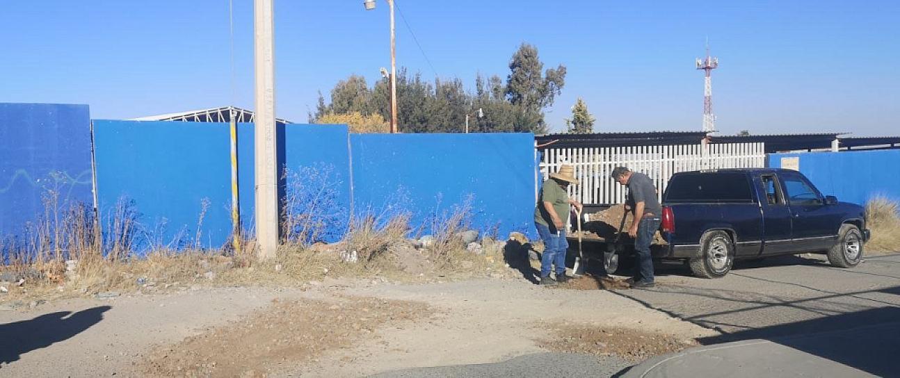 SE QUEJAN VECINOS DE GRANDES BACHES EN LA COLONIA SOLIDARIDAD, EN FRESNILLO 