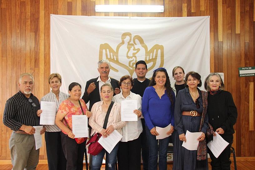 ABREN UAZ E ISSSTE TALLER DE TEATRO PARA JUBILADOS Y PENSIONADOS