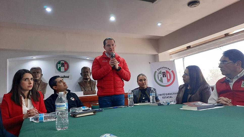 SE RECUPERA EL PRI; SE AFILIAN MIL CIUDADANOS
