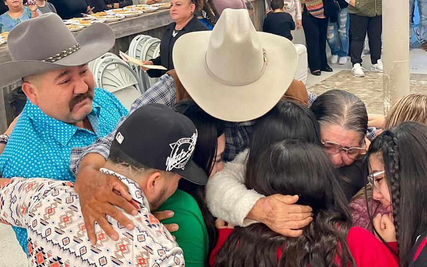 SE REENCUENTRAN 48 PADRES Y MADRES ZACATECANAS CON SUS HIJOS EN EE.UU. 