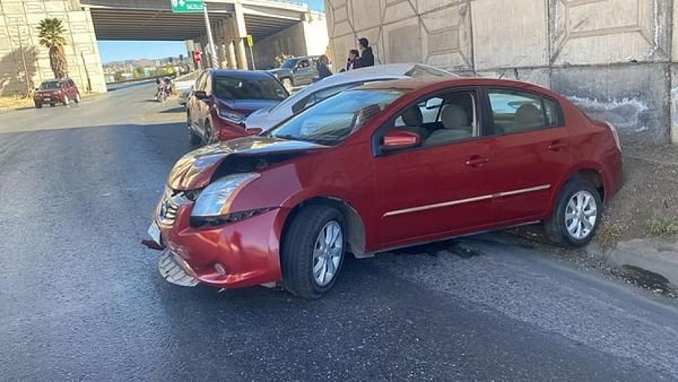 SE REGISTRA CARAMMBOLA SOBRE LA CARRETERA FEDERAL 45 A LA ALTURA DEL ITZ
