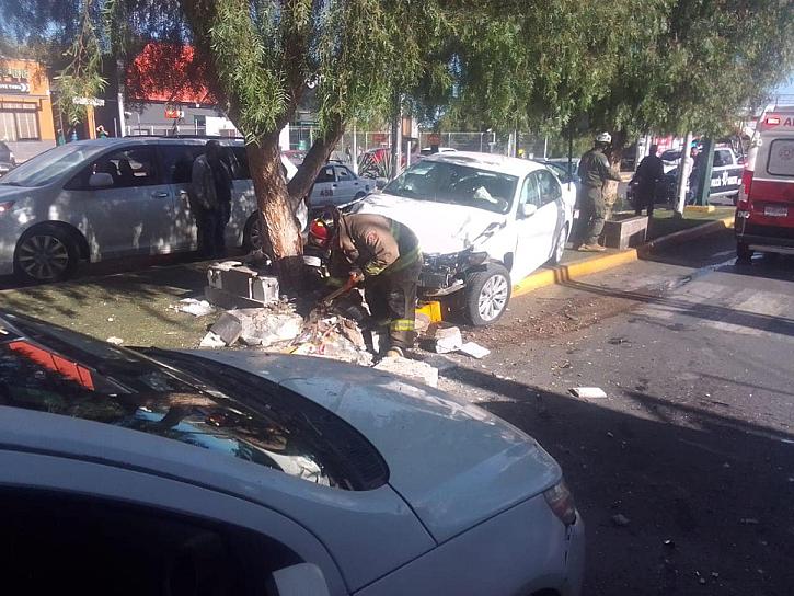 SE REGISTRA CHOQUE MÚLTIPLE EN LA GARCÍA SALINAS 