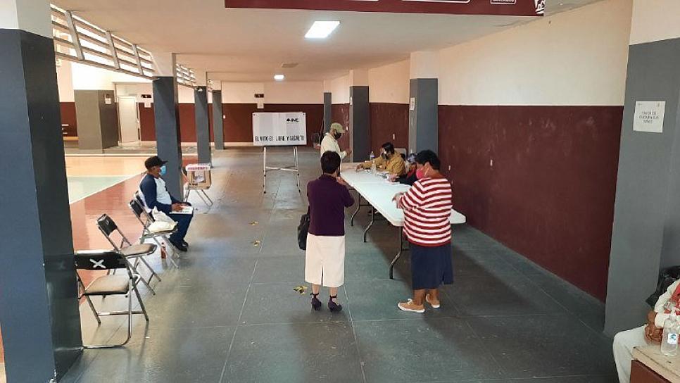 SE REGISTRA POCA AFLUENCIA EN LAS CASILLAS 