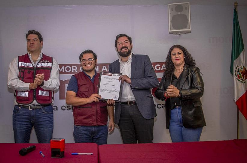 SE REGISTRA SANTOS GONZÁLEZ PARA ASPIRANTE A DIPUTADO FEDERAL 