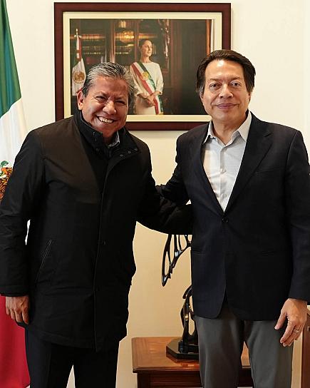 Acuerdan gobernador y secretario de Educación Pública federal fortalecer el sector educativo en la entidad