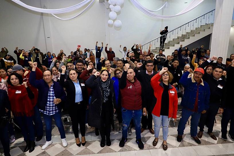 SE REÚNE MARICARMEN SALINAS CON ESTRUCTURAS DE MORENA