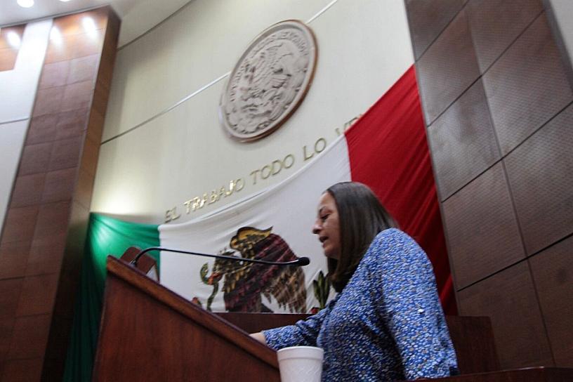 SE SEPARA MAR DE ÁVILA IBARGÜENGOYTIA DE LA BANCADA DEL PAN EN LA 64 LEGISLATURA