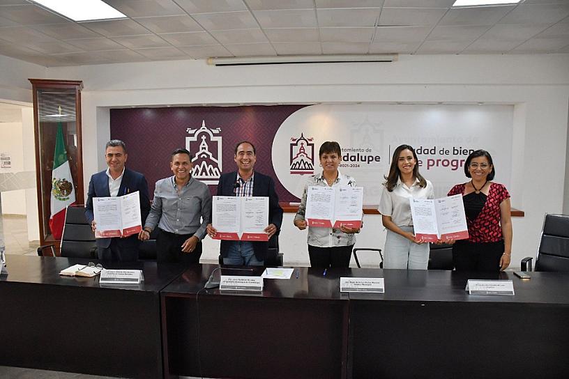 SE UNEN GUADALUPE Y CESANTONI PARA OFRECER DESCUENTOS EN PISOS 