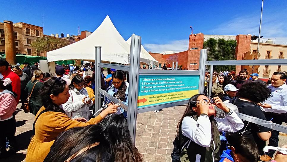 SE UNEN ZACATECANOS A OBSERVACIÓN DEL ECLIPSE TOTAL DE SOL
