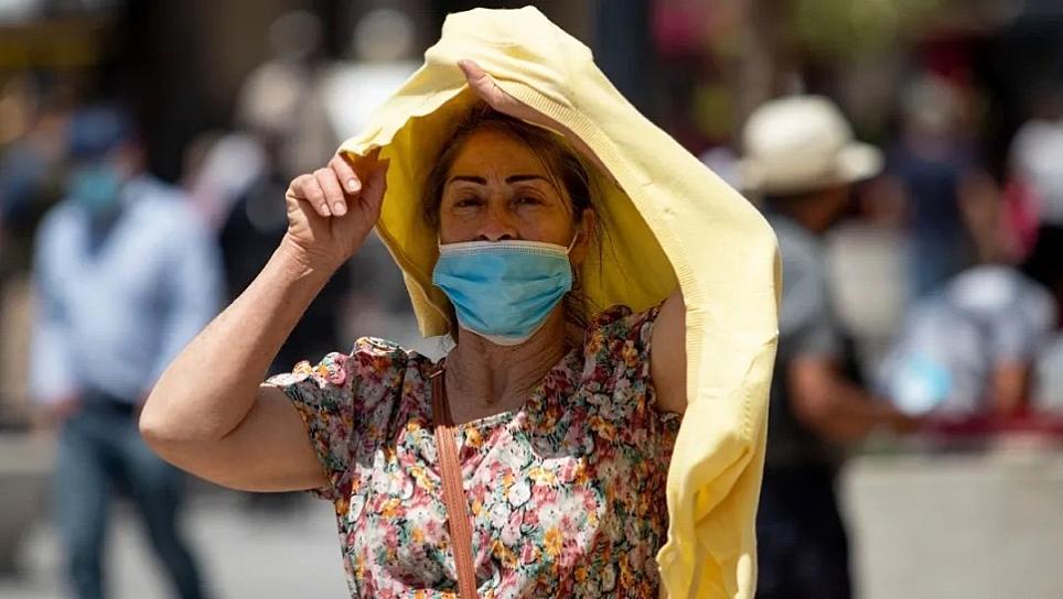 SIGUE OLA DE CALOR AZOTANDO A MÉXICO; TEMPERATURAS DE 40 Y 45 GRADOS EN 12 ESTADOS