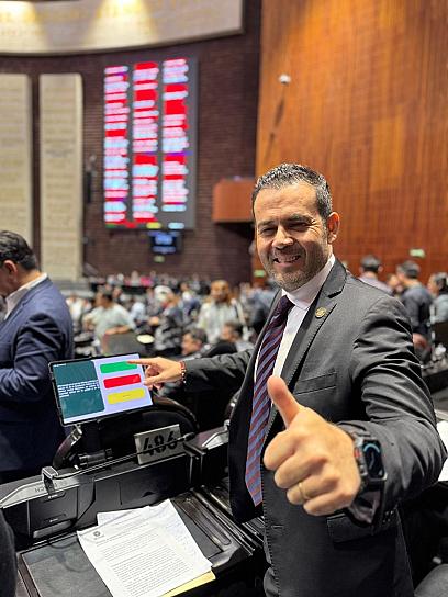 SIMPLIFICACIÓN ORGÁNICA RESPONDE A DEMANDAS DE AUSTERIDAD: ULISES MEJÍA HARO 