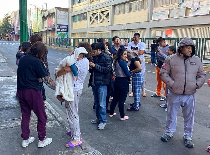 SISMO DESPIERTA A LOS CAPITALINOS EN CDMX 