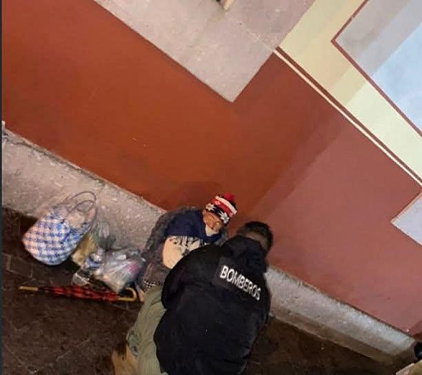 Socorren elementos de PC a personas en situación vulnerable ante onda gélida &nbsp;