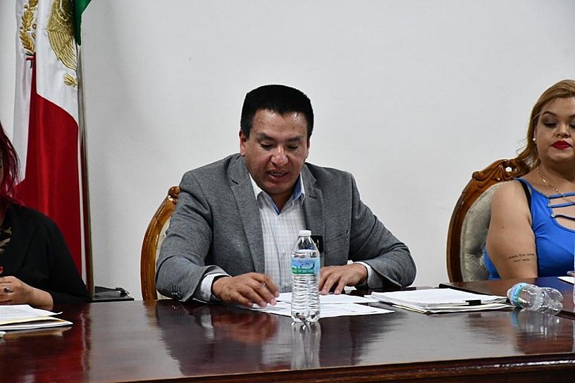 SOLICITA LICENCIA AL CARGO ELEUTERIO RAMOS, ALCALDE DE VALPARAÍSO