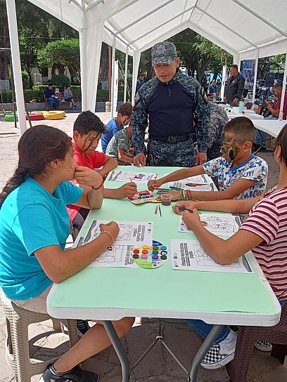 SORPRENDEN A HABITANTES CON ACTIVIDADES RECREATIVAS