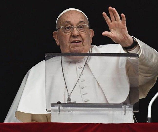 Sufre Papa Francisco dos episodios de insuficiencia respiratoria aguda