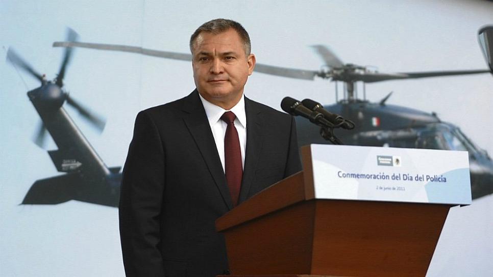 SUGIERE AMLO QUE GARCÍA LUNA SE OFREZCA COMO TESTIGO