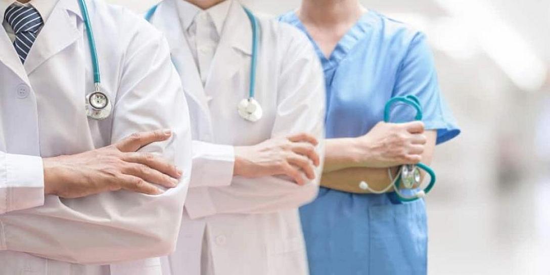 SUMA 4 MIL 704 MÉDICOS ESPECIALISTAS EL IMSS BIENESTAR 