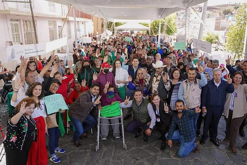 ACERCAN SERVICIOS A LA COLONIA FRANCISCO E. GARCÍA