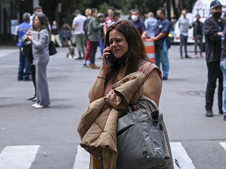 SUMAN 725 RÉPLICAS DEL SISMO DE 7.7 QUE SACUDIÓ A MÉXICO