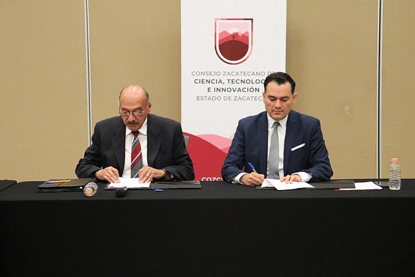 SUMAN ESFUERZOS COZCYT E IPN PARA FORMAR TALENTO HUMANO