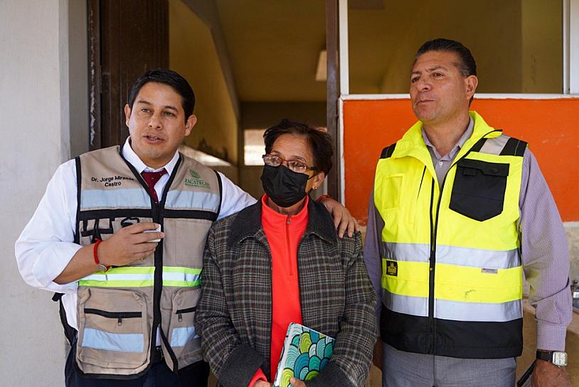 SUPERVISA ALCALDE OBRAS EN ESCUELA SECUNDARIA TÉCNICA JUAN PABLO GARCÍA