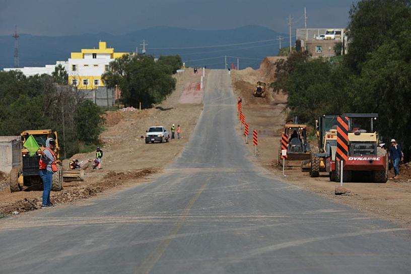 SUPERVISA DAVID MONREAL AVANCES EN LA VIALIDAD EL ORITO