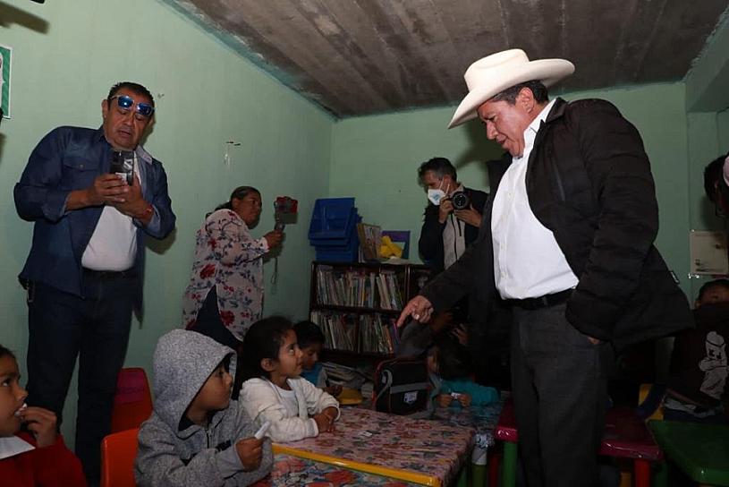 SUPERVISA GOBERNADOR OBRAS EN PREESCOLAR AMADO NERVO, EN EL MINERAL