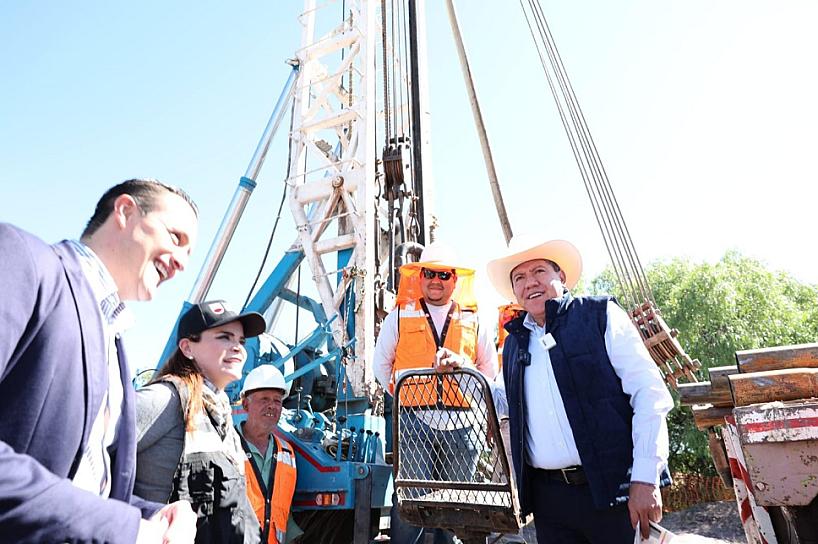 SUPERVISA GOBERNADOR TRABAJOS DE PERFORACIÓN EN LA LECHUGUILLA, TEPETONGO