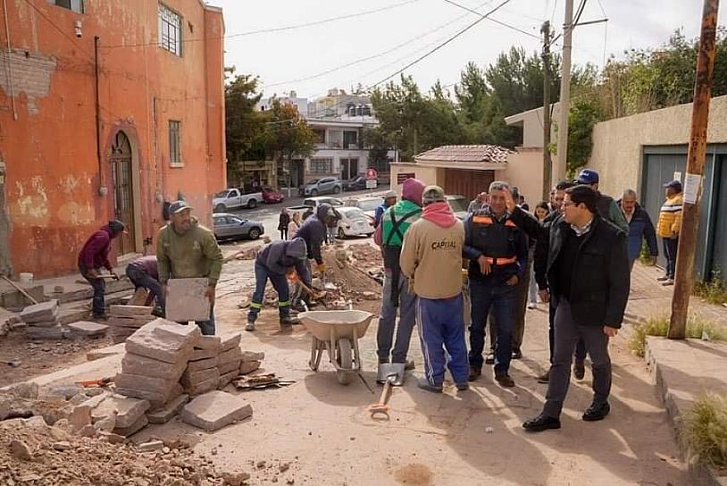 SUPERVISA JORGE MIRANDA LA REHABILITACIÓN DE LA RED DE DRENAJE EN COLONIAS CAPITALINAS