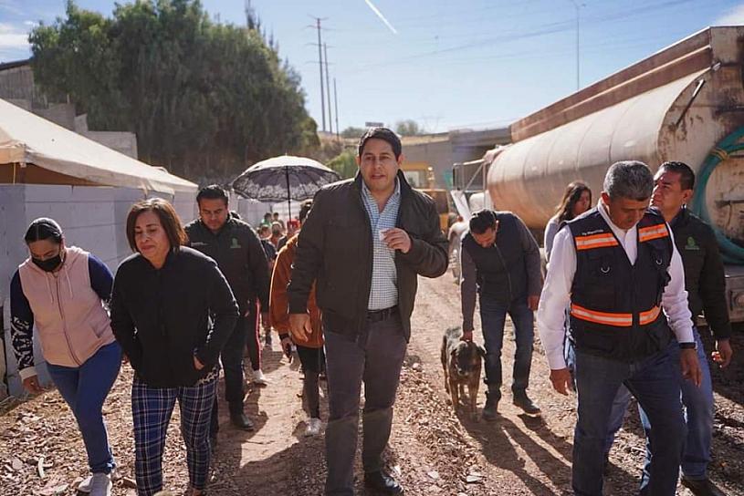 SUPERVISA JORGE MIRANDA OBRAS EN LA COLONIA GONZÁLEZ ORTEGA